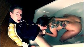 FAMMI UN POMPINO – MAX FELICITAS