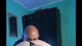 Noche de sábado en cam4 con mí marido