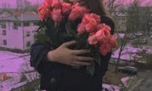 Alexa_kiss6 naked before webcam in live video chat