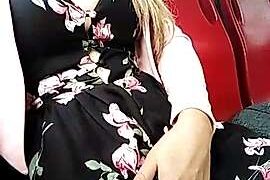 areviklusine1 naked stripping on cam for live sex video chat