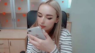 BbyChrry naked stripping on cam for live sex video chat