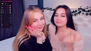 Bertiela naked stripping on cam for live sex video chat