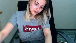 Bon_Love naked stripping on cam for live sex video chat