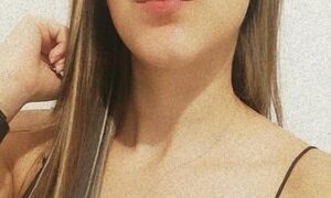 Cameron_dove naked before webcam in live video chat