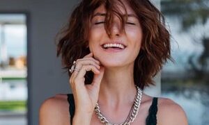 CherieKlan naked before webcam in live video chat