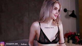 ImRoxy naked stripping on cam for live sex video chat