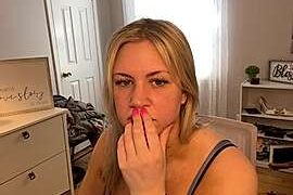 Kay_Cakes naked stripping on cam for live sex video chat