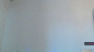 _Kylie_Pink_ naked stripping on cam for live sex video chat