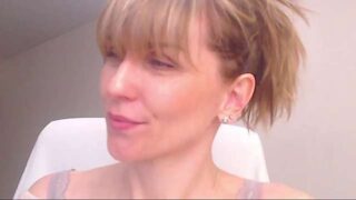 LADY_ADA naked stripping on cam for live sex video chat