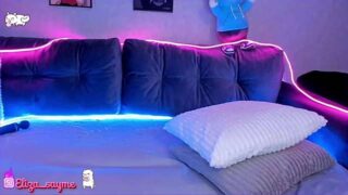 Liza_D_Wine naked stripping on cam for live sex video chat