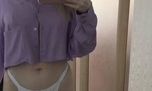 MusyaCakes naked before webcam in live video chat