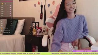 MySweetSofie naked stripping on cam for live sex video chat