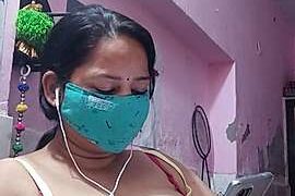 Priya_Bhabhi21 naked stripping on cam for live sex video chat