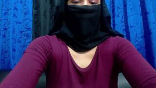 Raissa_Soliman naked stripping on cam for live sex video chat