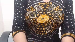 SabilanurR naked stripping on cam for live sex video chat