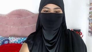 Salma_arabic naked stripping on cam for live sex video chat