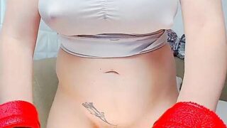 ScreamSlutty11 naked stripping on cam for live sex video chat