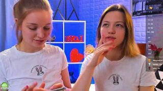 sweetyhunter naked stripping on cam for live sex video chat