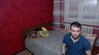 TTWIXX naked stripping on cam for live sex video chat