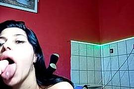 VadocGirl2 naked stripping on cam for live sex video chat