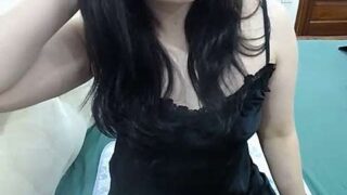 yummynguyen naked stripping on cam for live sex video chat