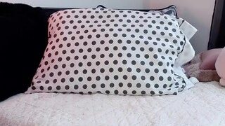 Agaporni-Sweet nude on webcam in her Live Sex Chat