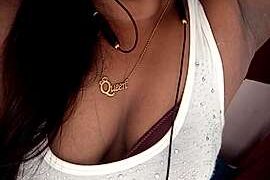 Aiswauya_Heer naked stripping on cam for live sex video chat