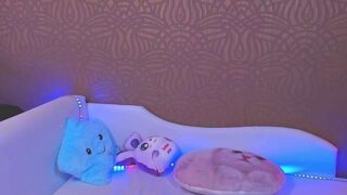 Beautiful_inside naked stripping on cam for live sex video chat