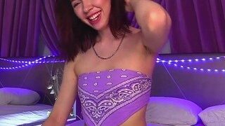 brenda-glam nude on webcam in her Live Sex Chat