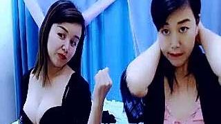 CHgirlband naked stripping on cam for live sex video chat