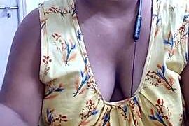 desi_chut25 naked stripping on cam for live sex video chat
