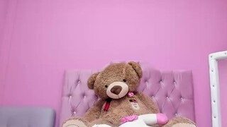 sarajhonnson nude on webcam in her Live Sex Chat