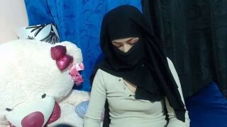 sex_between_arabs naked stripping on cam for live sex video chat