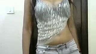 Silky-Silk naked stripping on cam for live sex video chat