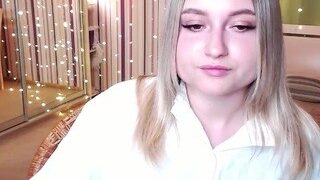 sweet-blondie nude on webcam in her Live Sex Chat