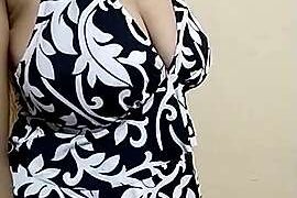 IndianSheena naked stripping on cam for live sex video chat