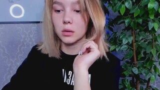 tatty-di nude on webcam in her Live Sex Chat