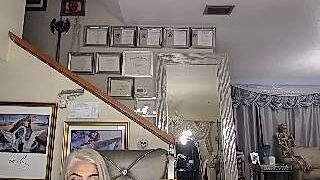 ADRIANNA_FOX naked stripping on cam for live sex video chat
