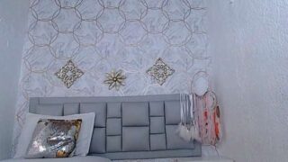 Aida_Rose_1 naked stripping on cam for live sex video chat