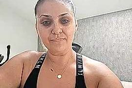 AnnelisseKane naked stripping on cam for live sex video chat