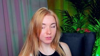 CamilleAudet naked stripping on cam for live sex video chat