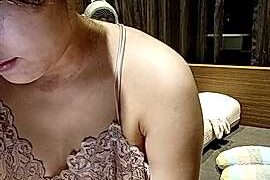 Cindy530 naked stripping on cam for live sex video chat