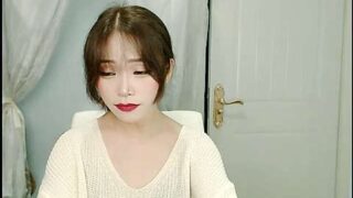 HelenThorn naked stripping on cam for live sex video chat