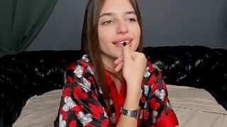 kailagold naked stripping on cam for live sex video chat