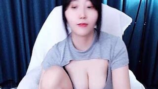 LunaCocoa-CN naked stripping on cam for live sex video chat
