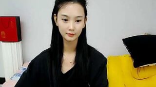 QX_Tiantian naked stripping on cam for live sex video chat