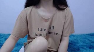Sirina- naked stripping on cam for live sex video chat