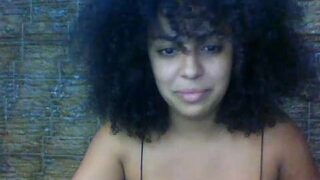 SrtaBlack naked stripping on cam for live sex video chat