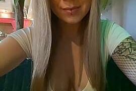 Teen-Alice naked stripping on cam for live sex video chat
