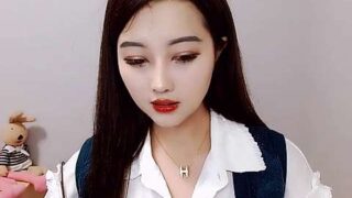 X_Queen naked stripping on cam for live sex video chat